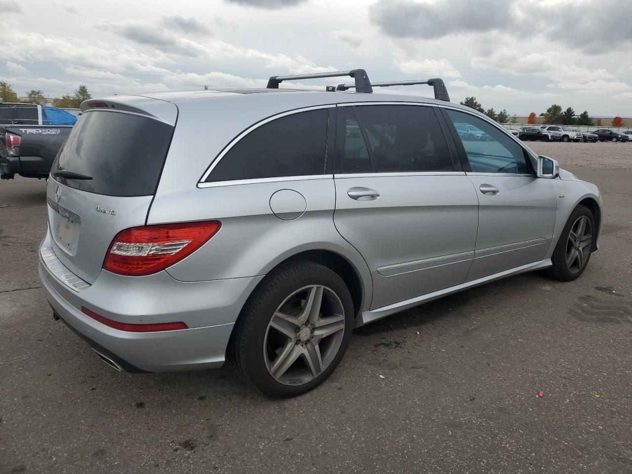 MERCEDES-BENZ R-CLASS 350 4MATIC