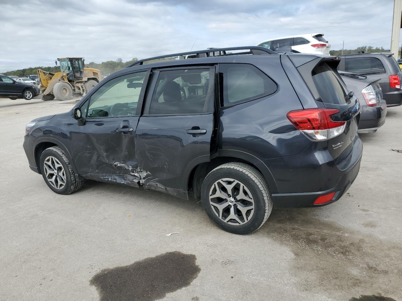 SUBARU FORESTER PREMIUM