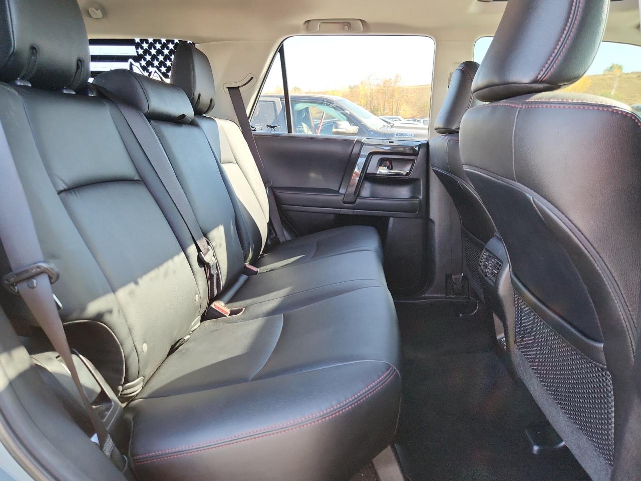 TOYOTA 4RUNNER SR5 PREMIUM