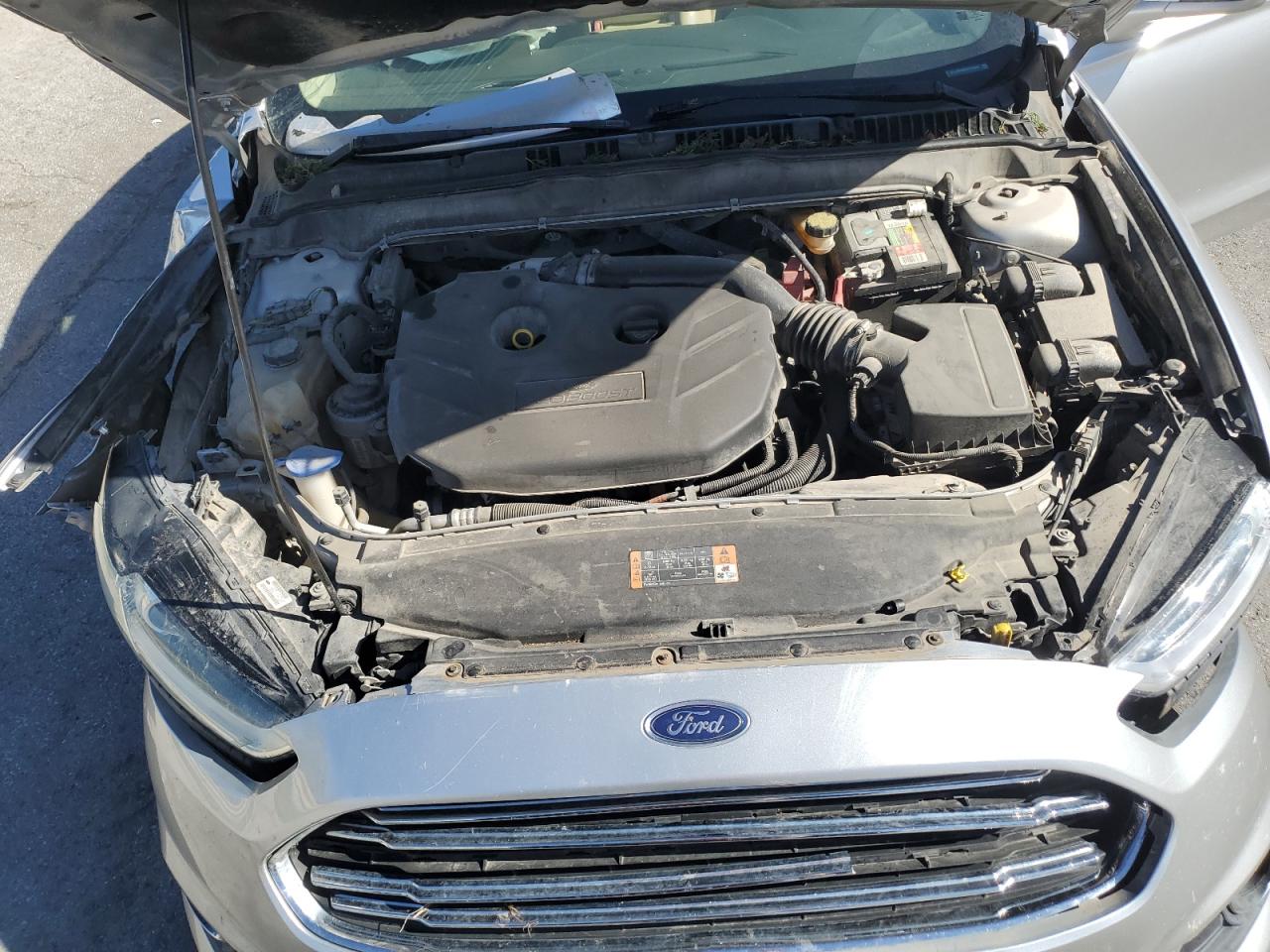 FORD FUSION SE