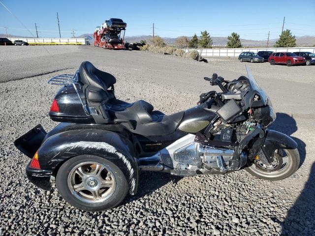 Global Auto Auctions: 2001 HONDA GL1800