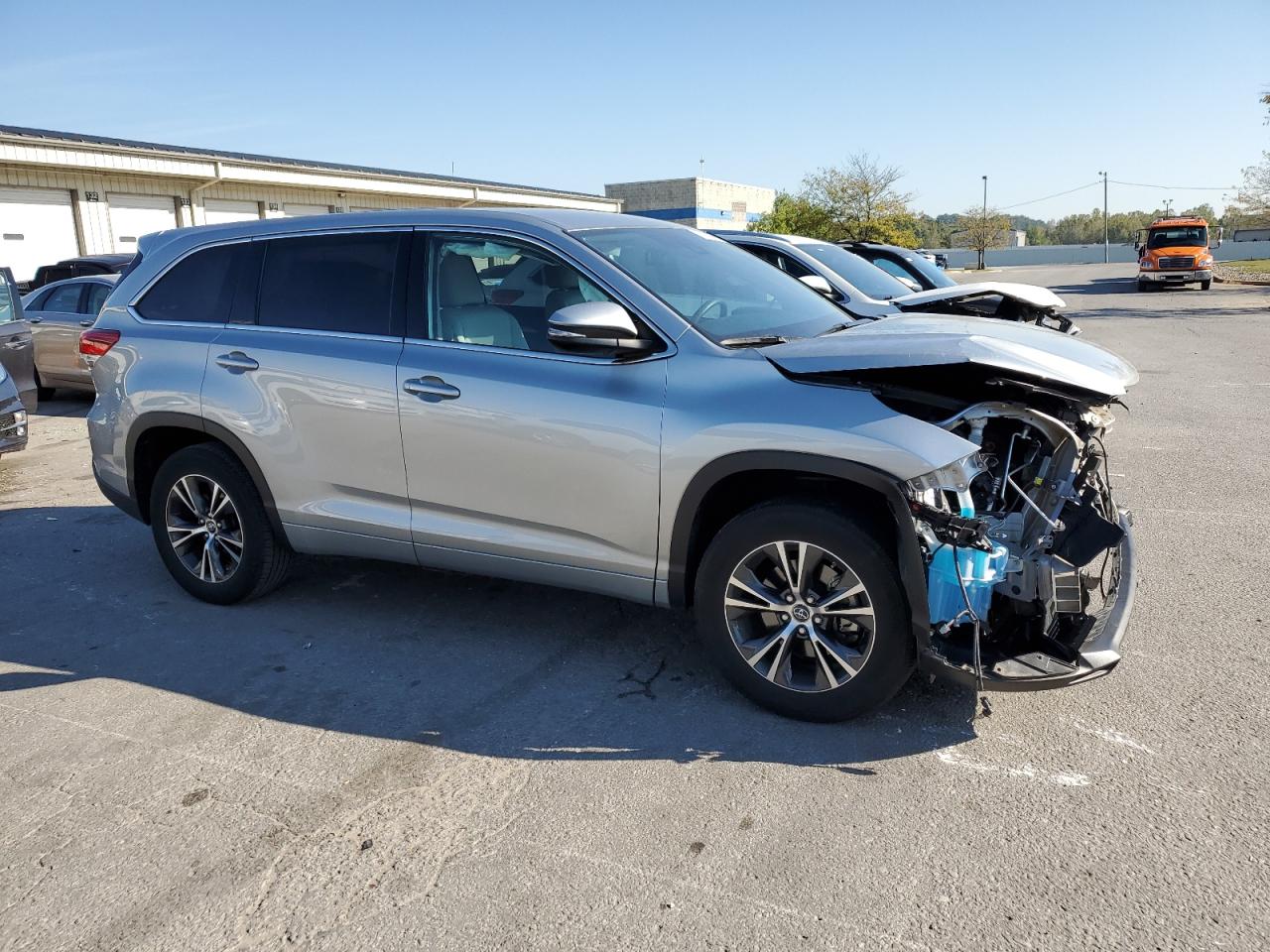 TOYOTA HIGHLANDER LE