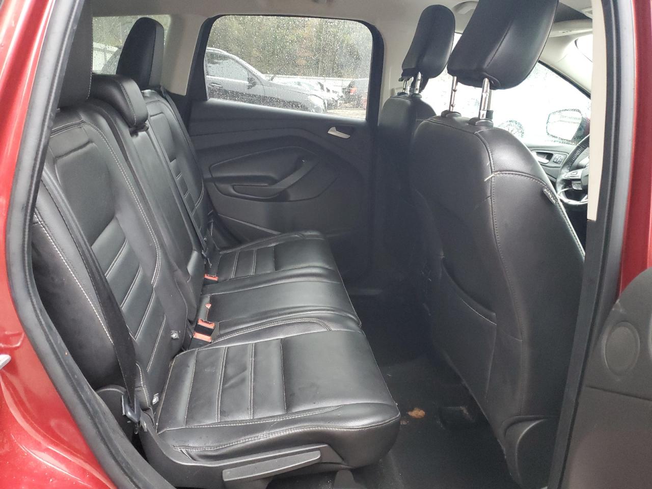 FORD ESCAPE TITANIUM