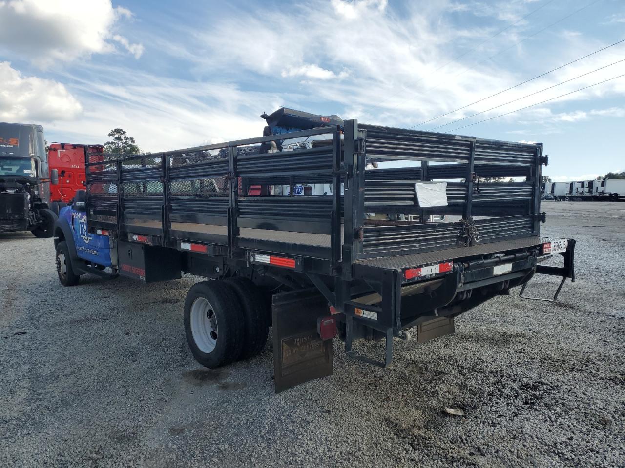 FORD F-550 SUPER DUTY