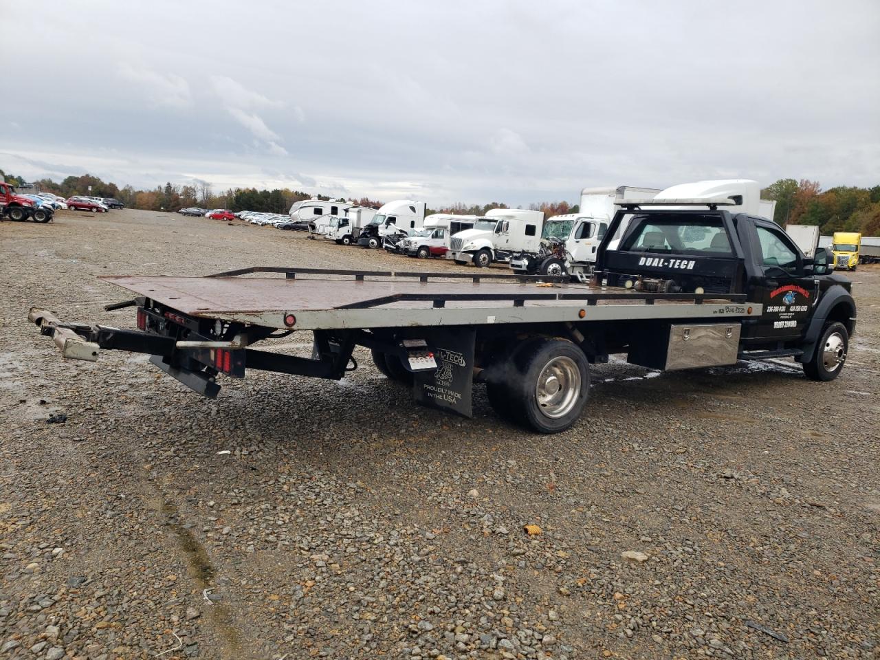 FORD F-550 SUPER DUTY