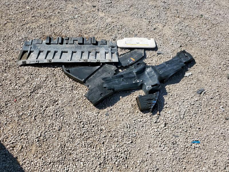 2018 CHEVROLET CRUZE LT - 1G1BE5SM4J7130470