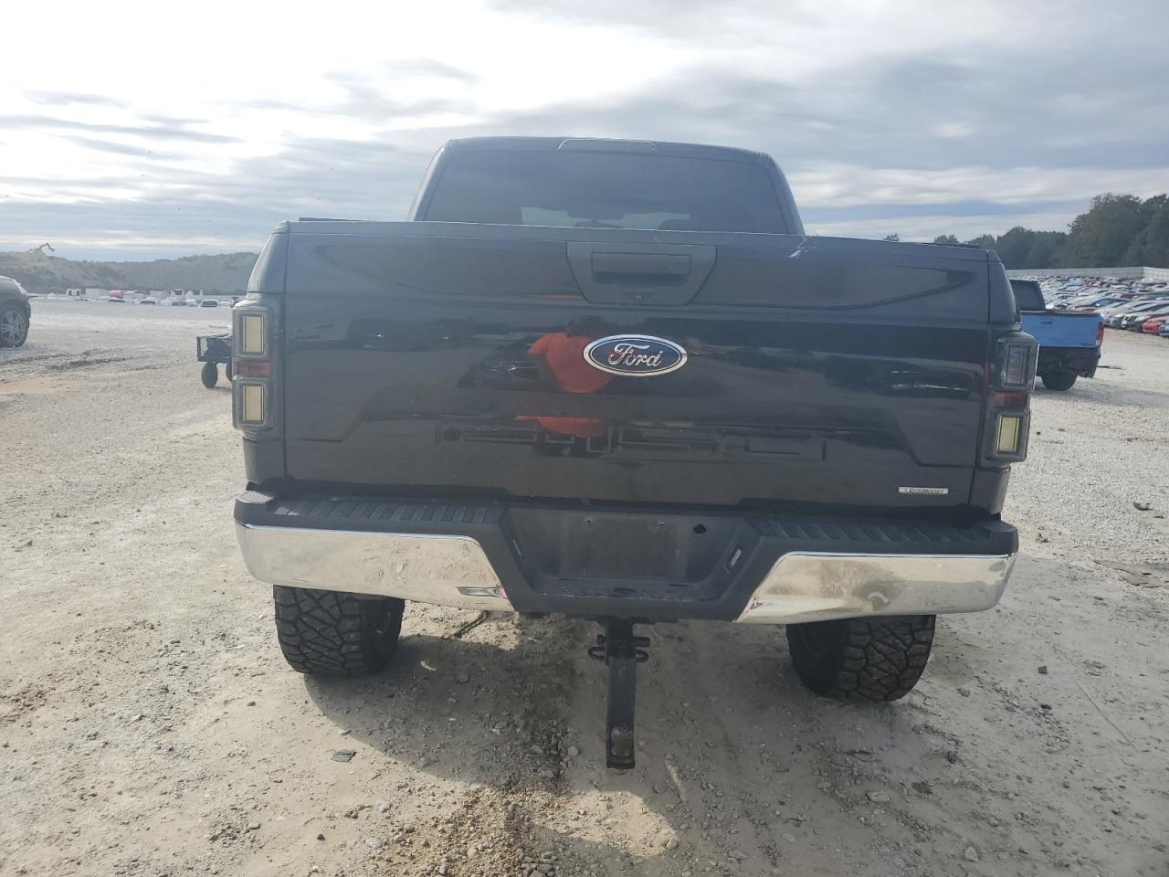 FORD F-150 SUPERCREW