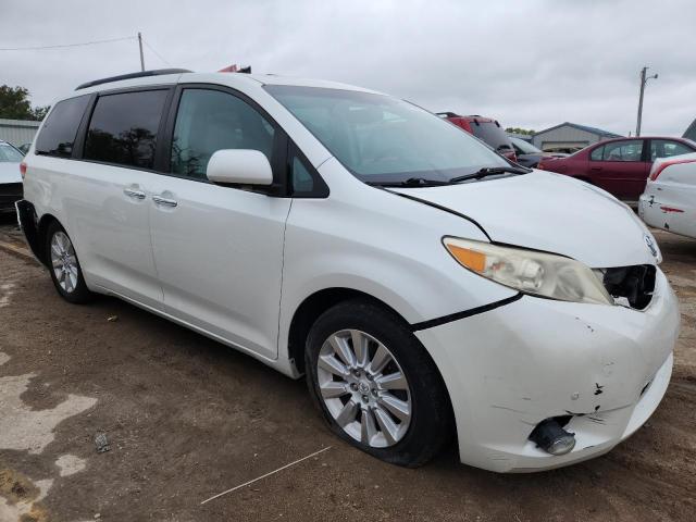 2011 TOYOTA SIENNA XLE #3285900566