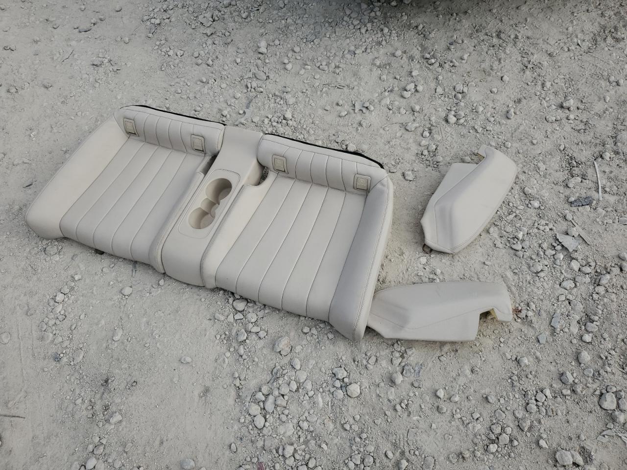 MERCEDES-BENZ E-CLASS 400