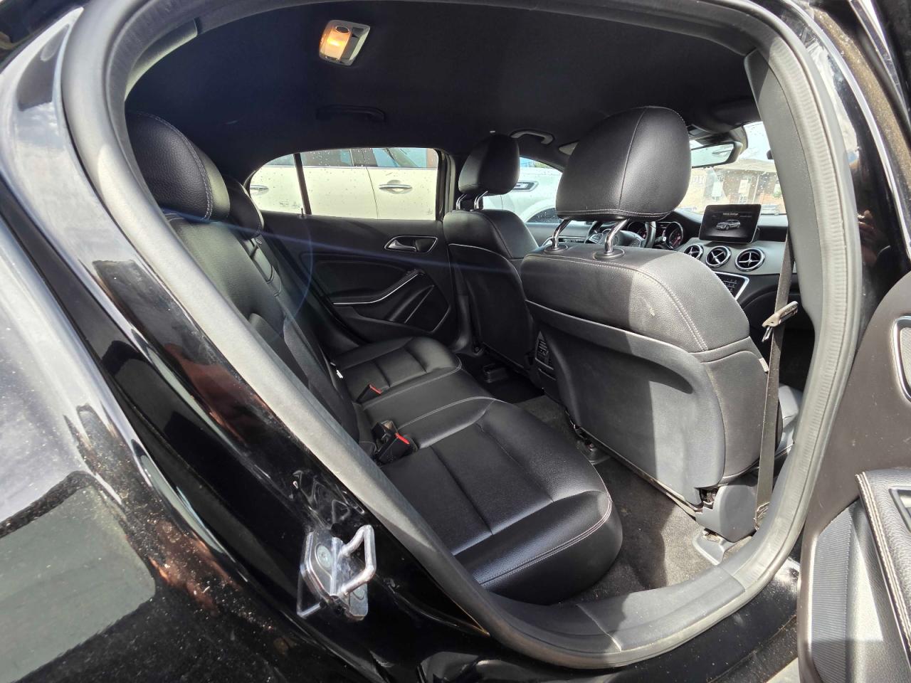 MERCEDES-BENZ GLA-CLASS 250