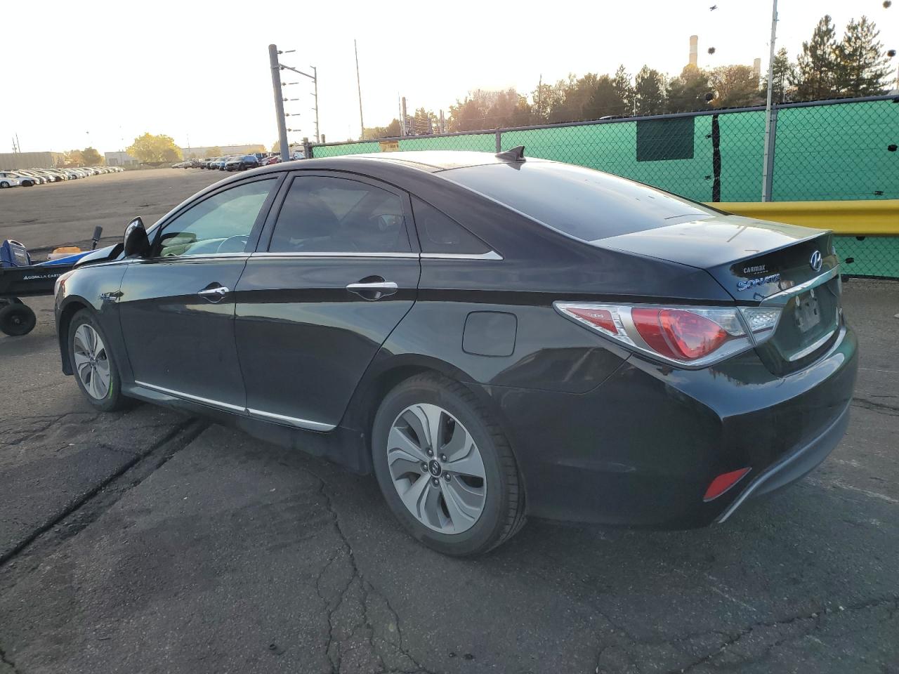 HYUNDAI SONATA HYBRID