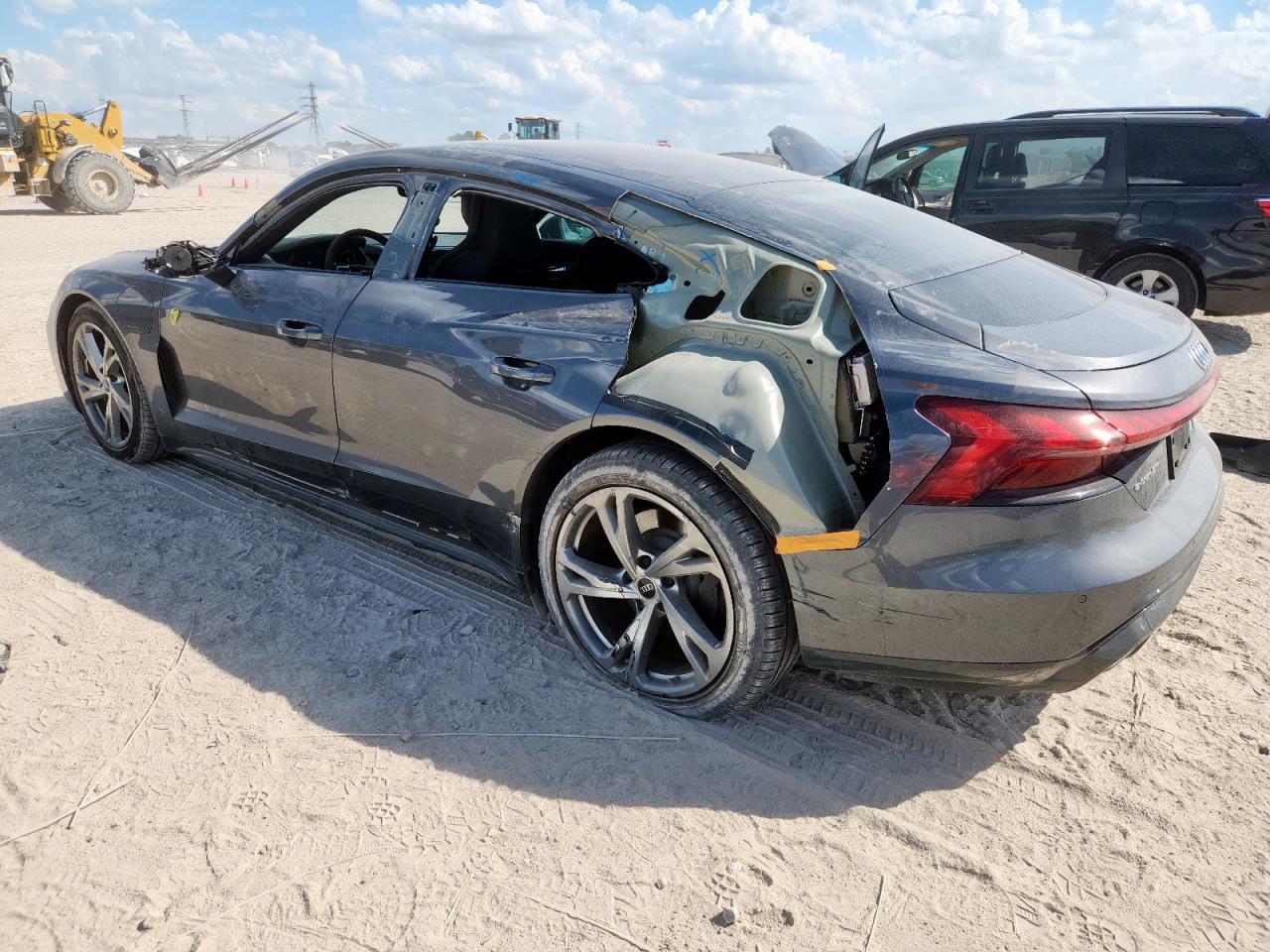 AUDI E-TRON PREMIUM PLUS