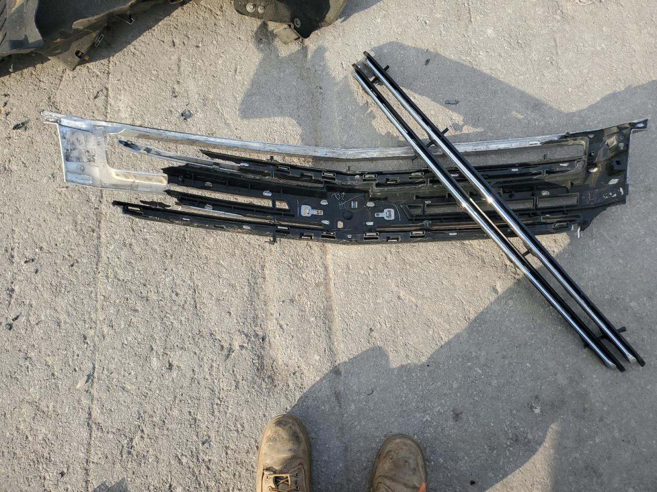 CHEVROLET TAHOE C1500 PREMIER