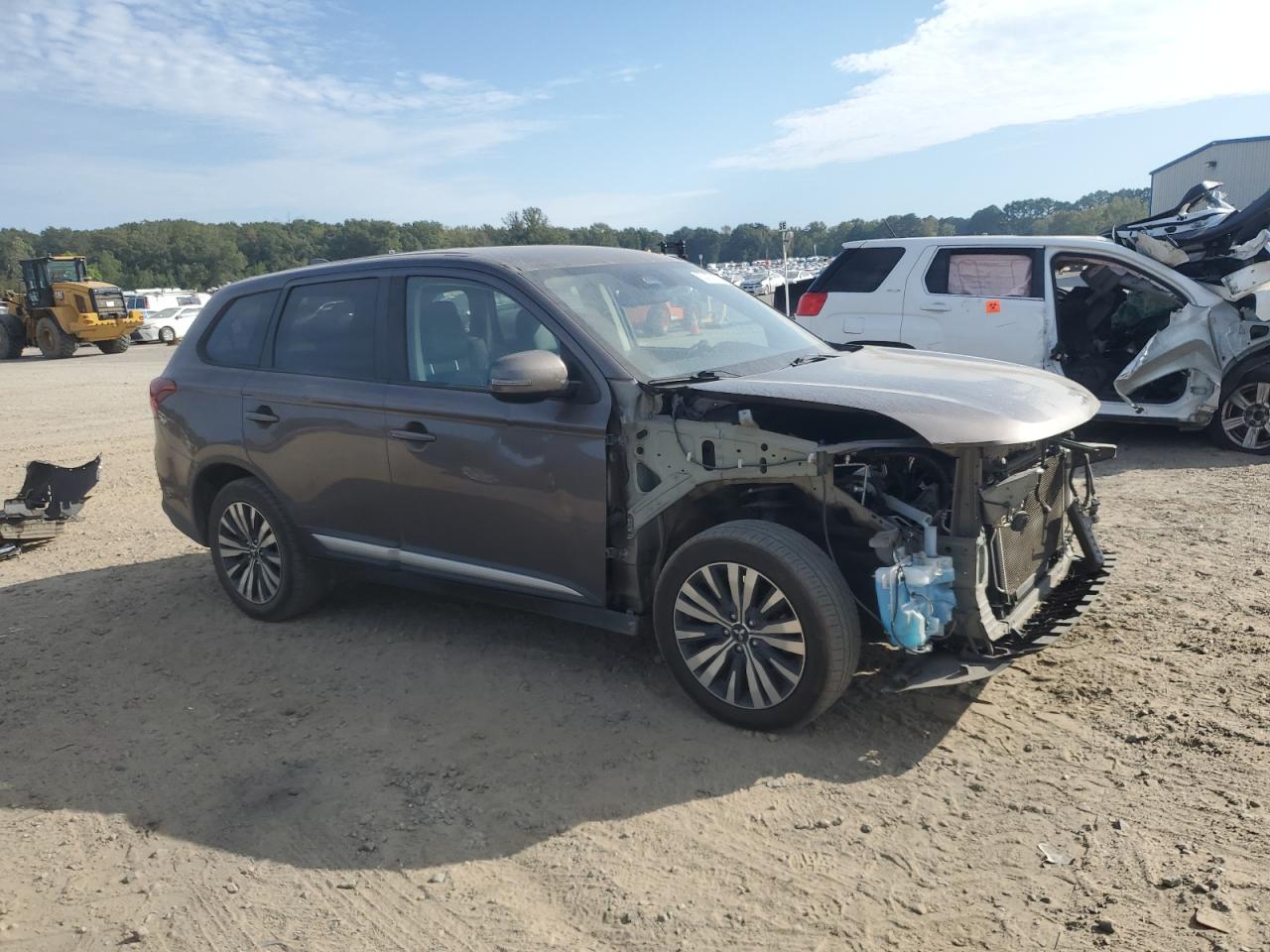 MITSUBISHI OUTLANDER SE