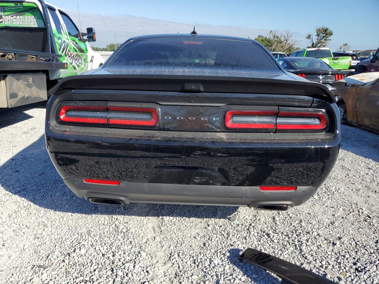 DODGE CHALLENGER SRT HELLCAT