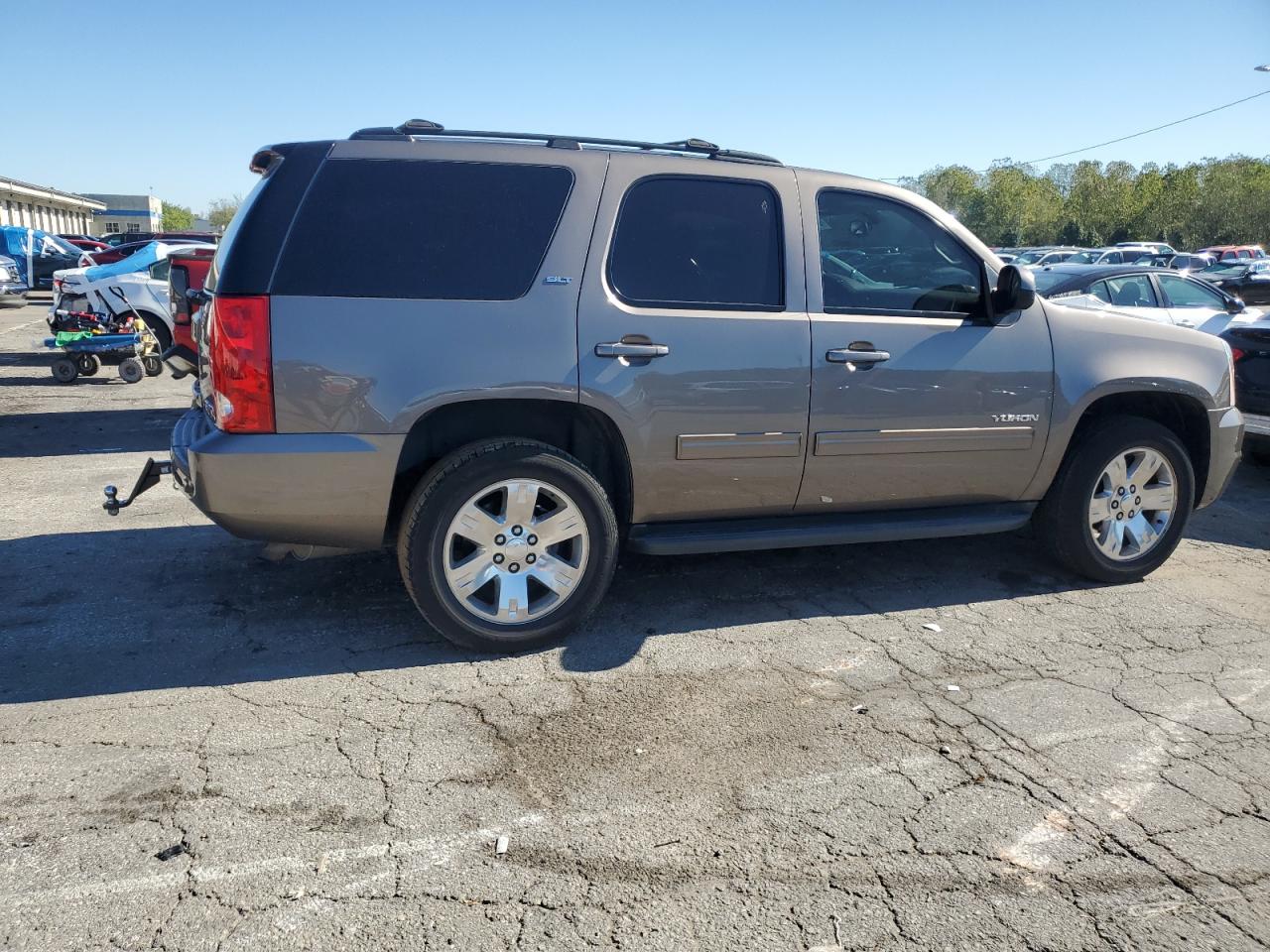 GMC YUKON SLT