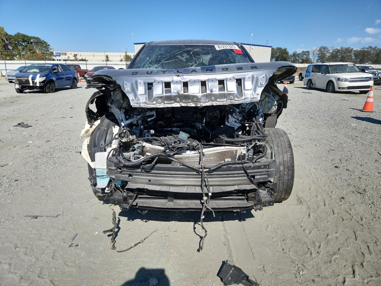 MITSUBISHI OUTLANDER SE