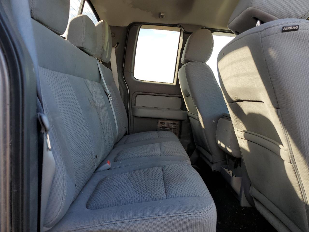 FORD F-150 SUPER CAB