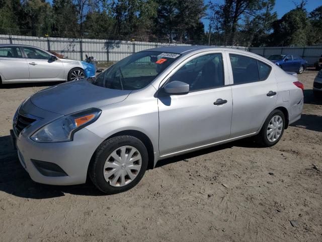 NISSAN VERSA S