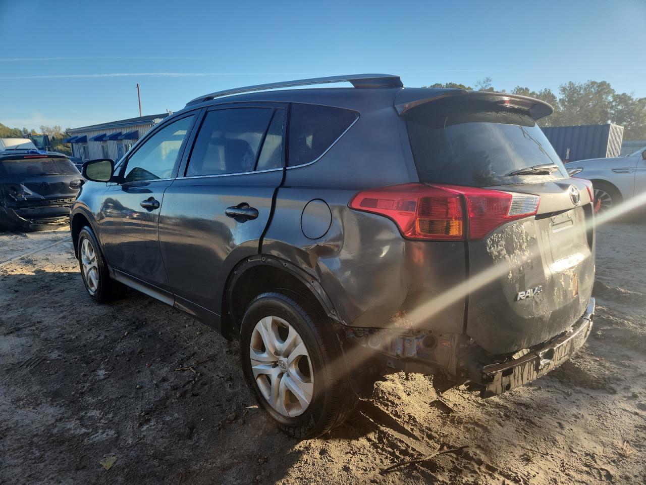 TOYOTA RAV4 LE