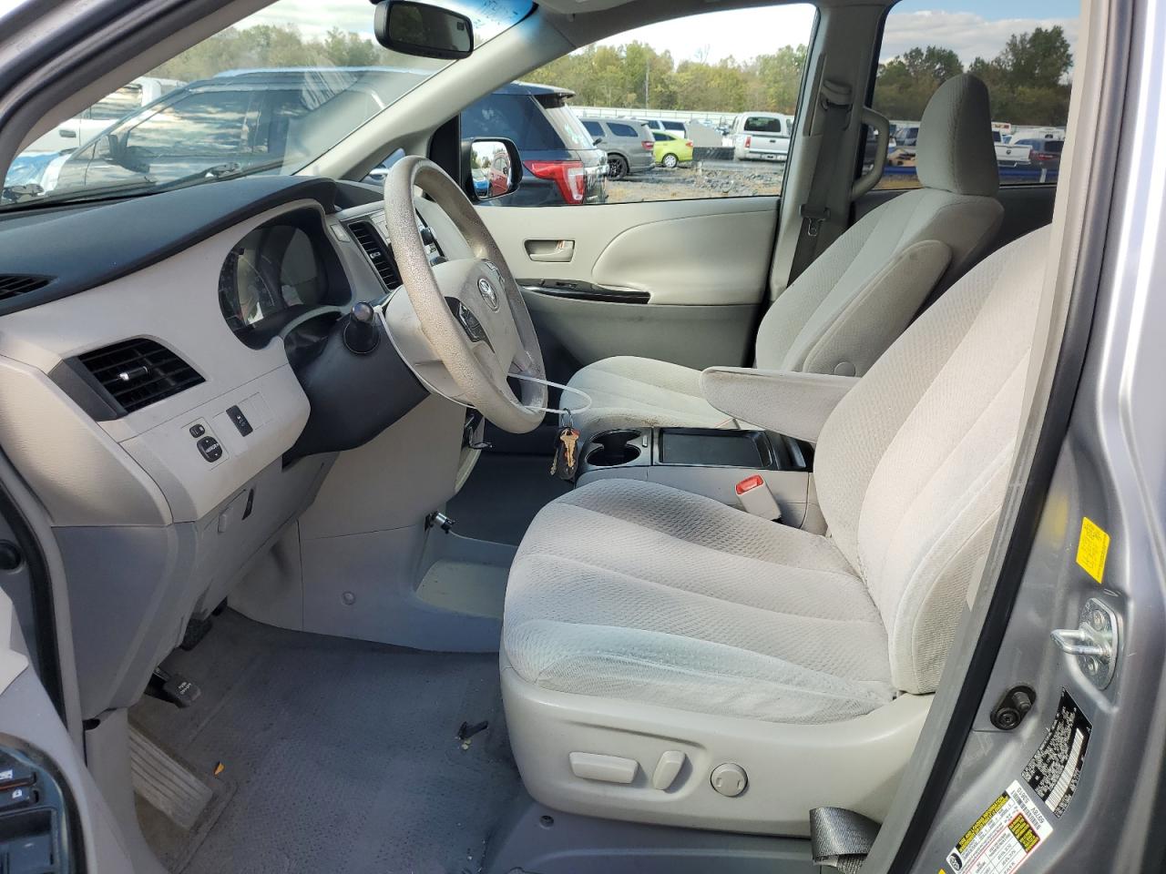 Lot #3275635815 2011 TOYOTA SIENNA LE