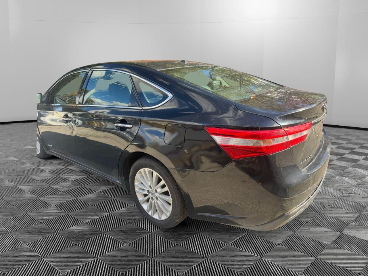TOYOTA AVALON HYBRID