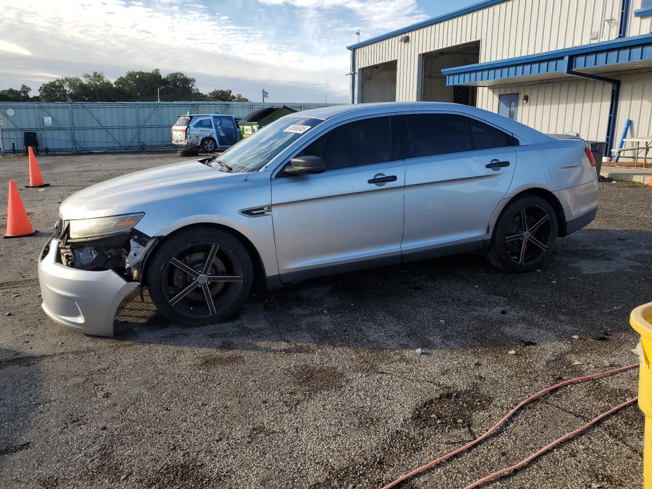 FORD TAURUS POLICE INTERCEPTOR