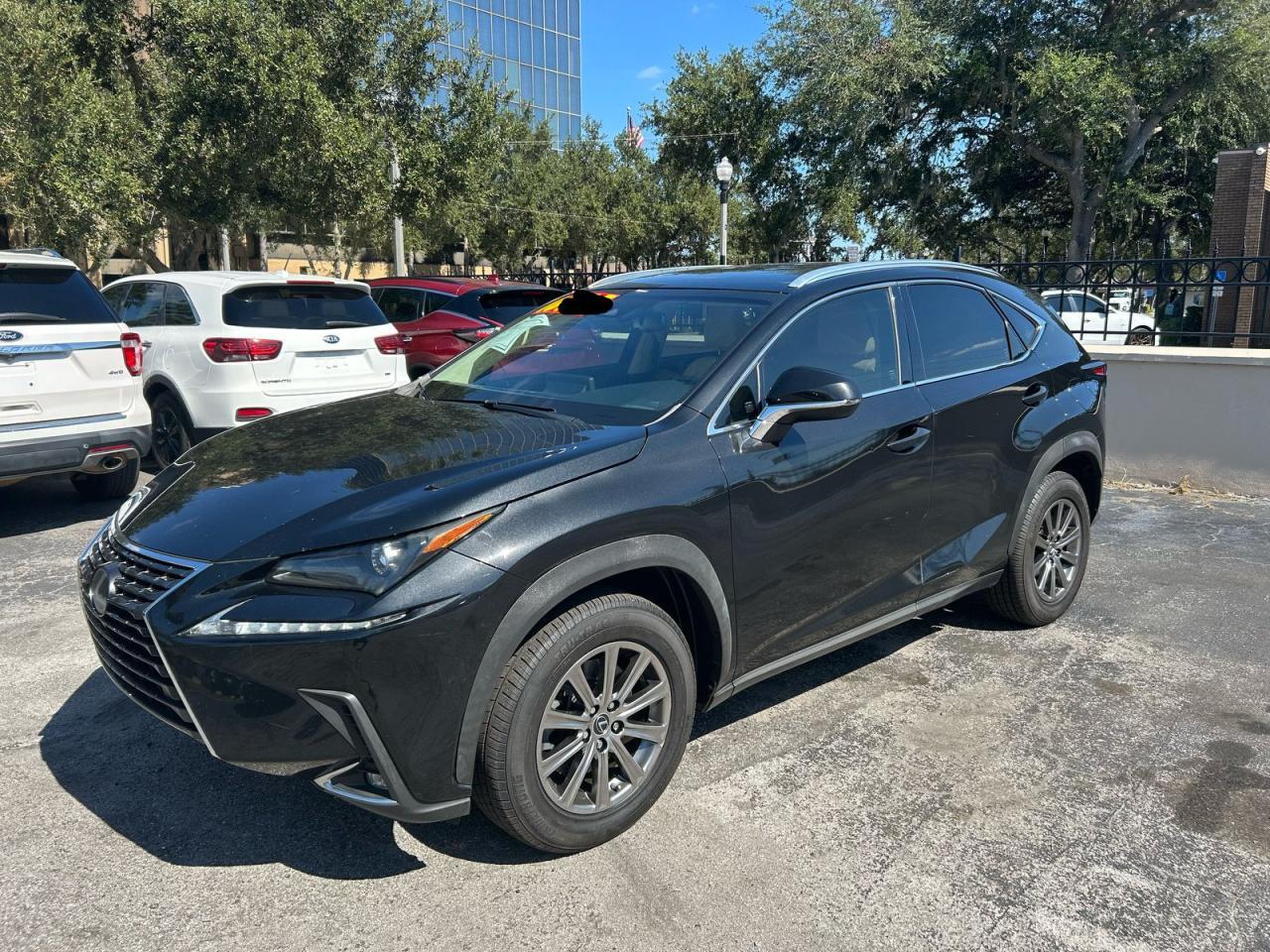LEXUS NX 300 BASE