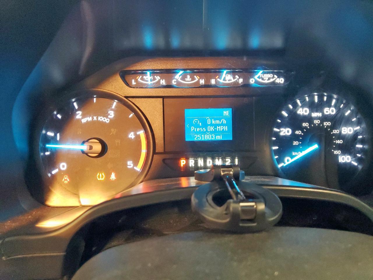 FORD F-350 SUPER DUTY