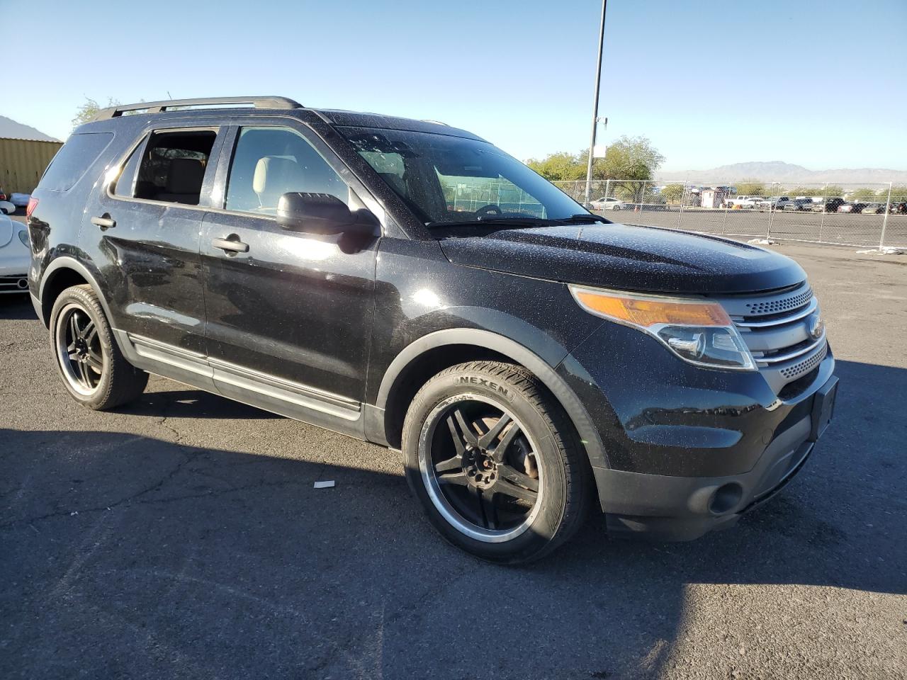 FORD EXPLORER
