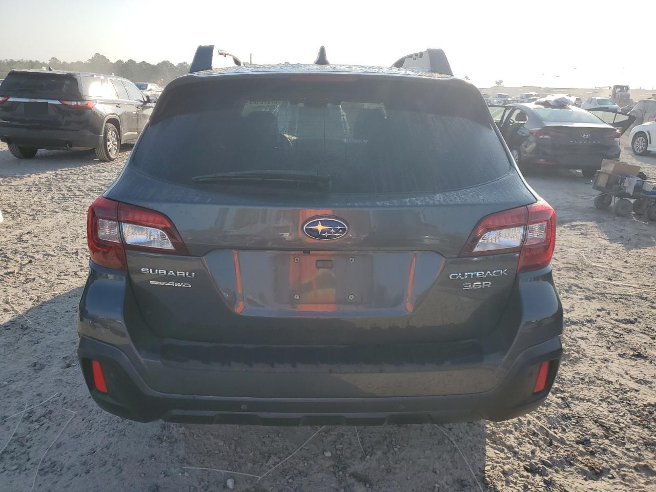 SUBARU OUTBACK 3.6R LIMITED