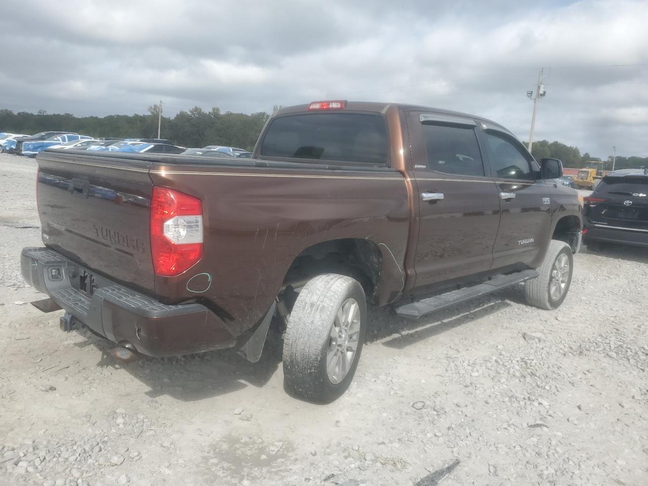 TOYOTA TUNDRA CREWMAX LIMITED