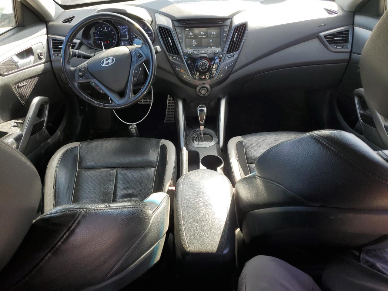 HYUNDAI VELOSTER TURBO