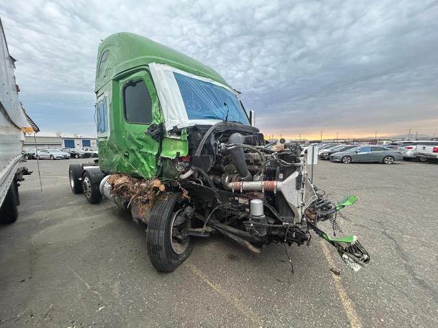 Global Auto Auctions: 2025 FREIGHTLINER CASCADIA 1