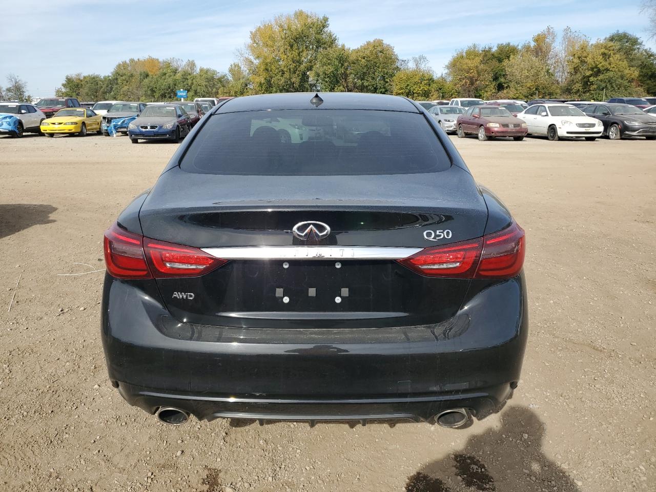 INFINITI Q50 LUXE
