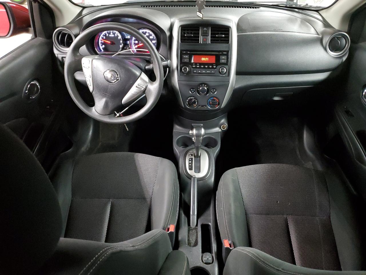 NISSAN VERSA S
