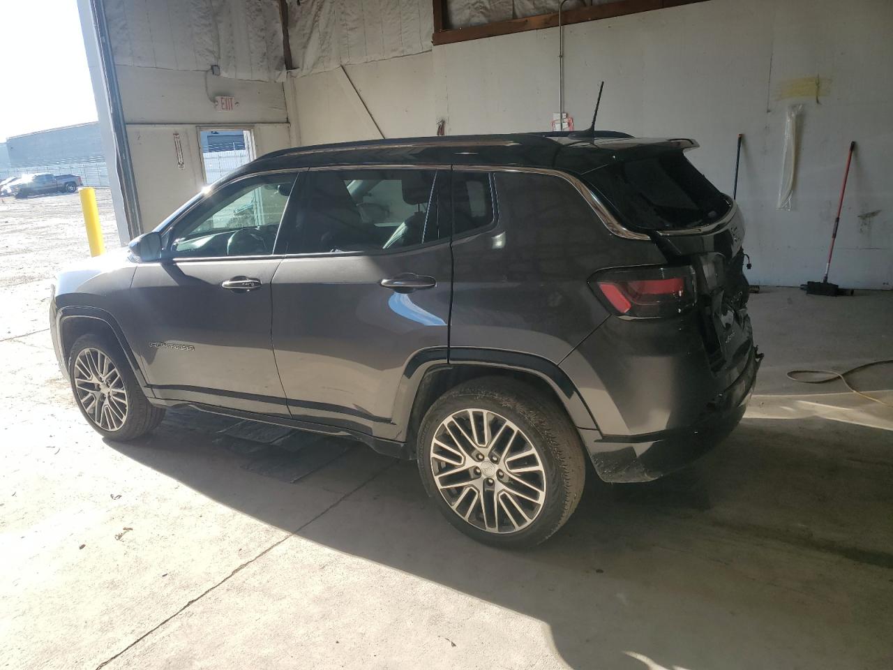 JEEP COMPASS LIMITED