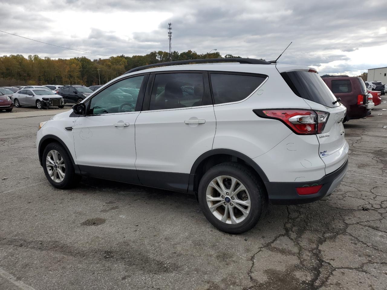 FORD ESCAPE SE