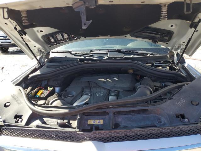 2016 MERCEDES-BENZ GL 550 4MA 4JGDF7DE4GA668253