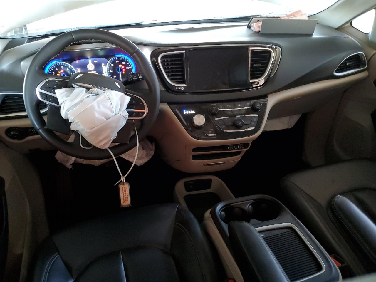 CHRYSLER PACIFICA TOURING L