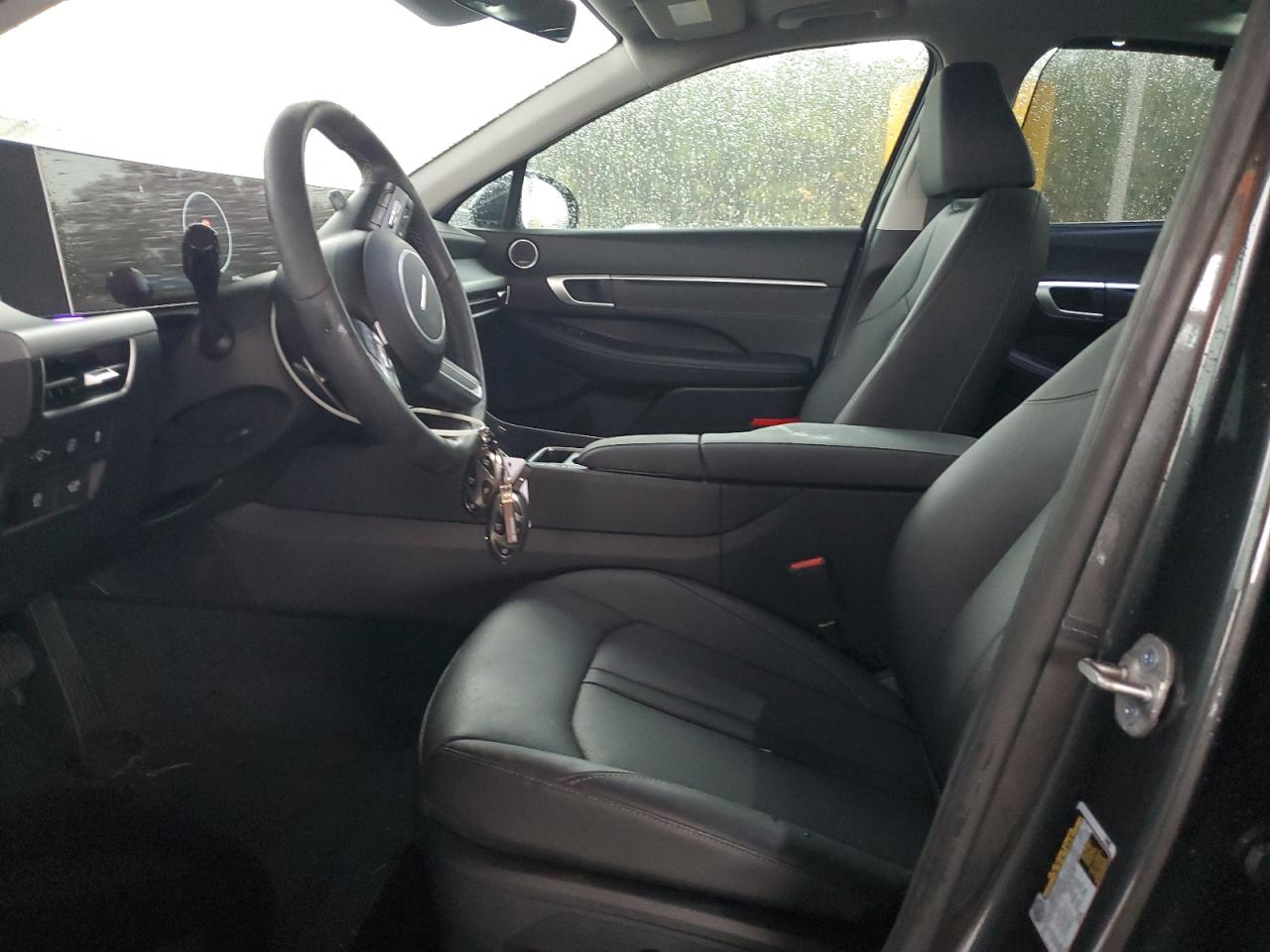 HYUNDAI SONATA HYBRID