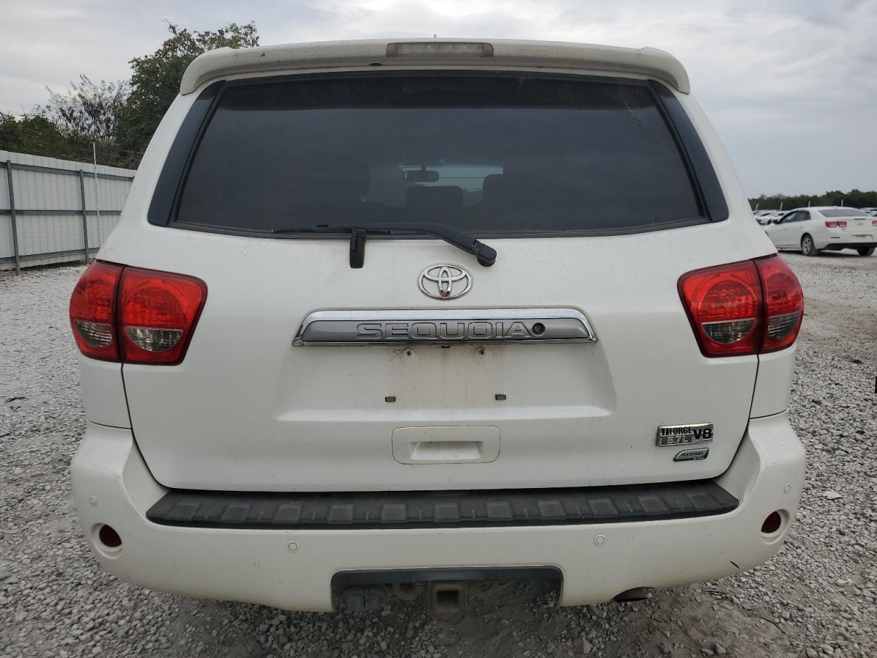 TOYOTA SEQUOIA PLATINUM