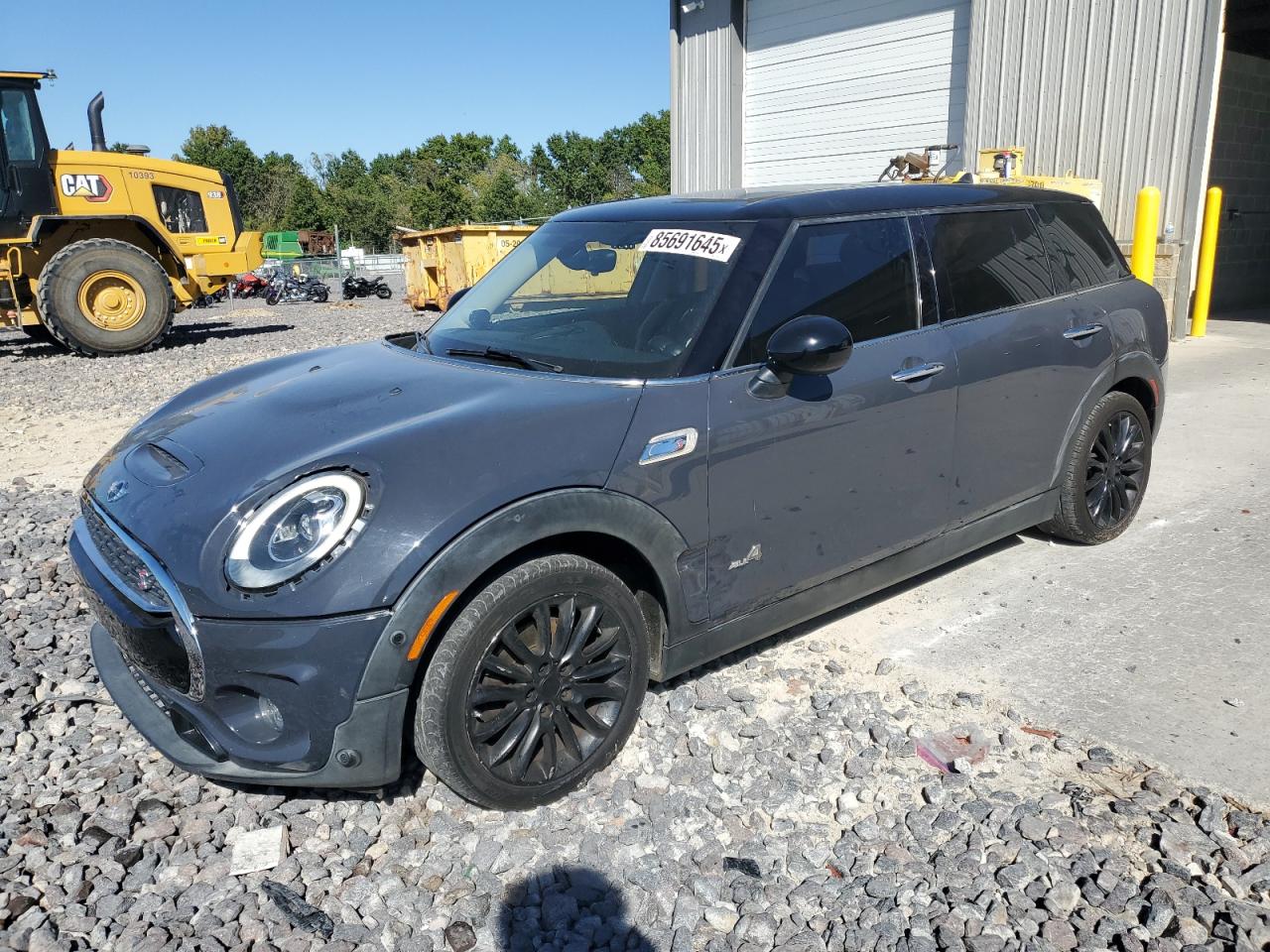 Vehicle photo