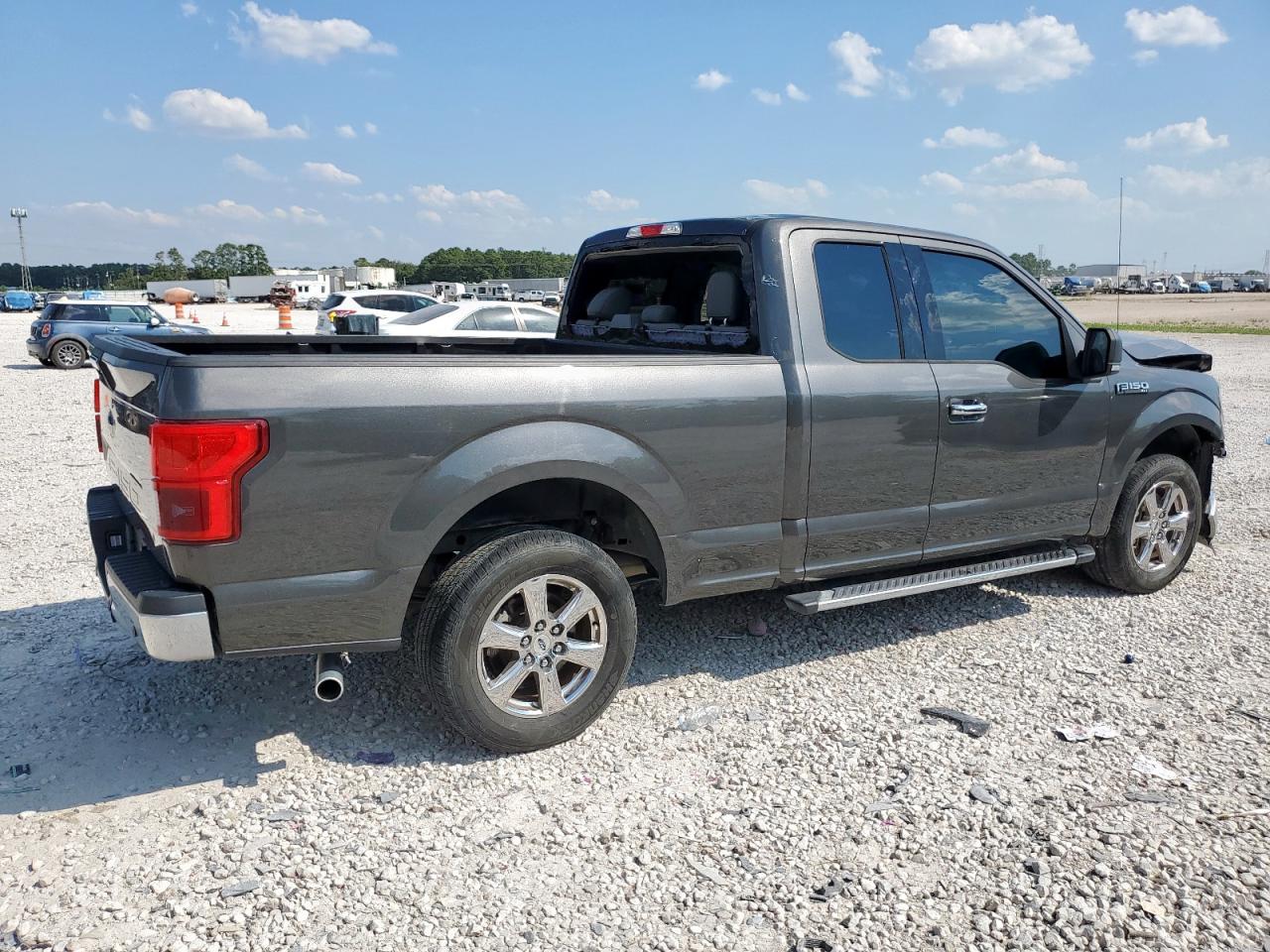 FORD F-150 SUPER CAB