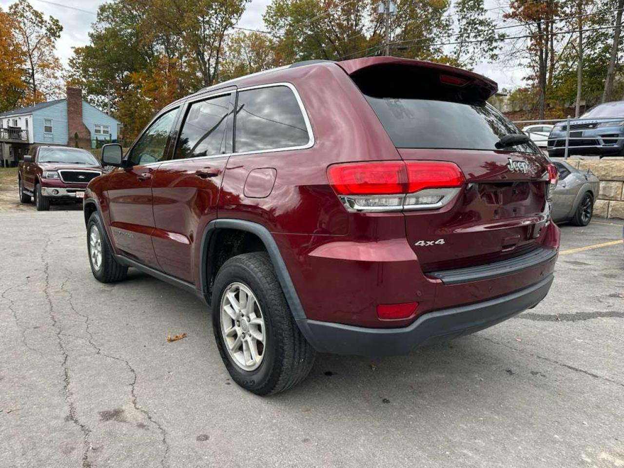 JEEP GRAND CHEROKEE LAREDO