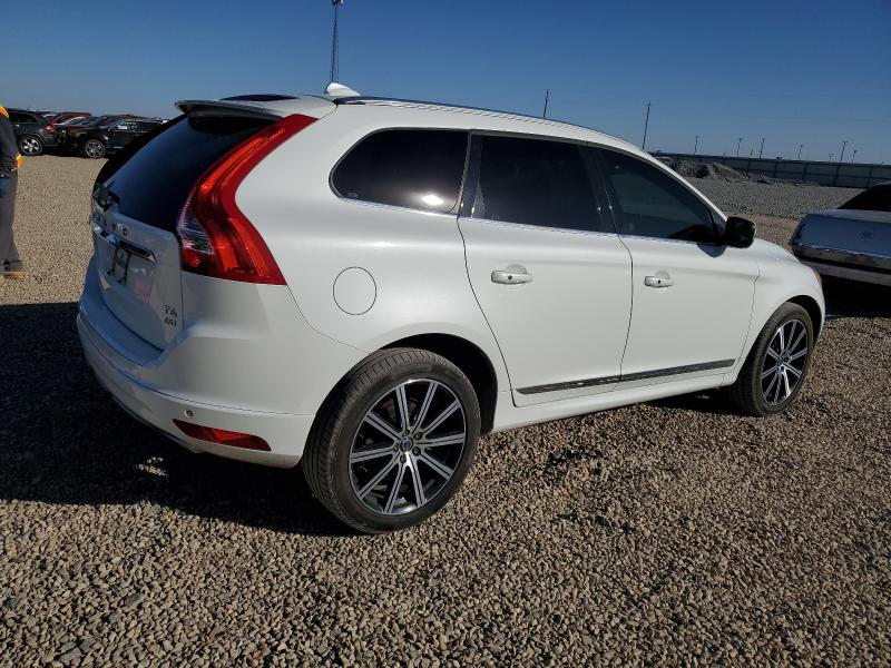 2017 VOLVO XC60 T6 IN YV449MRU5H2125402