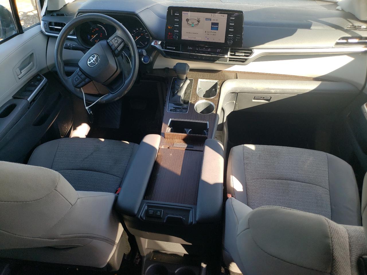 Lot #3282506864 2022 TOYOTA SIENNA LE