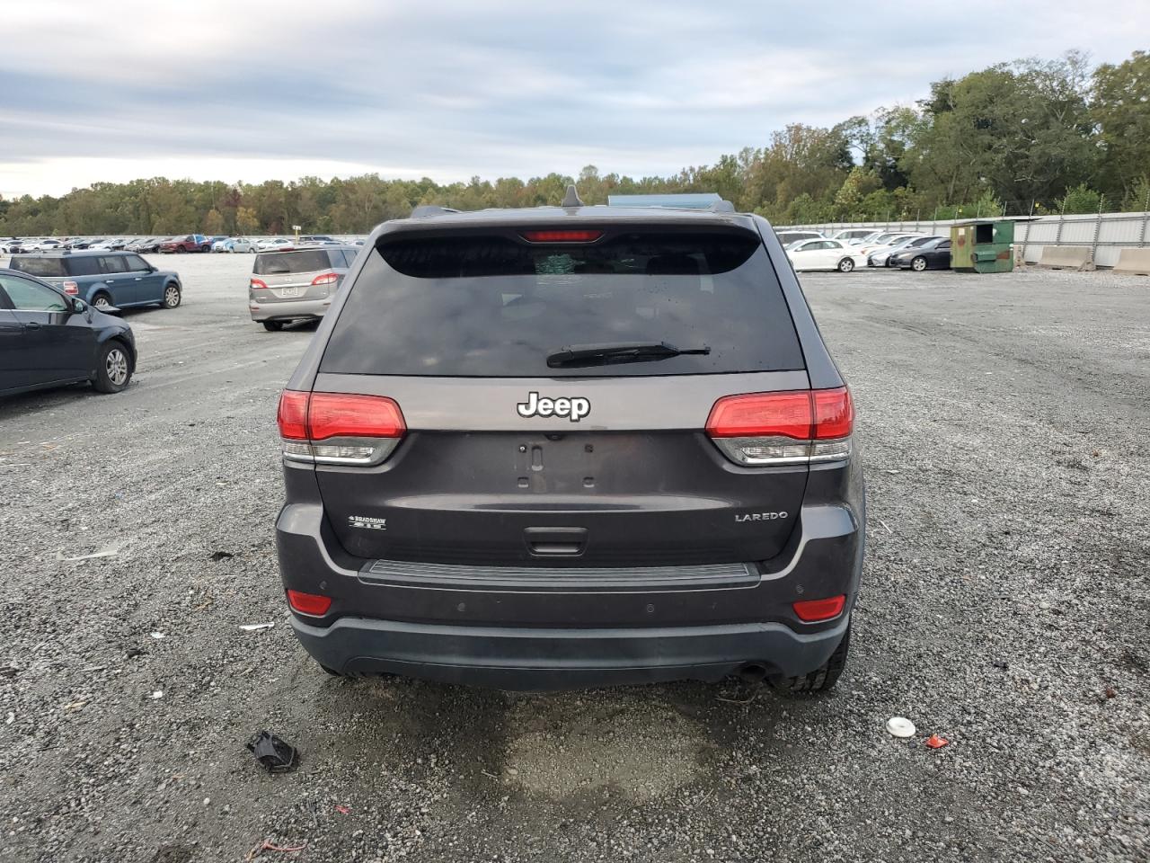 JEEP GRAND CHEROKEE LAREDO