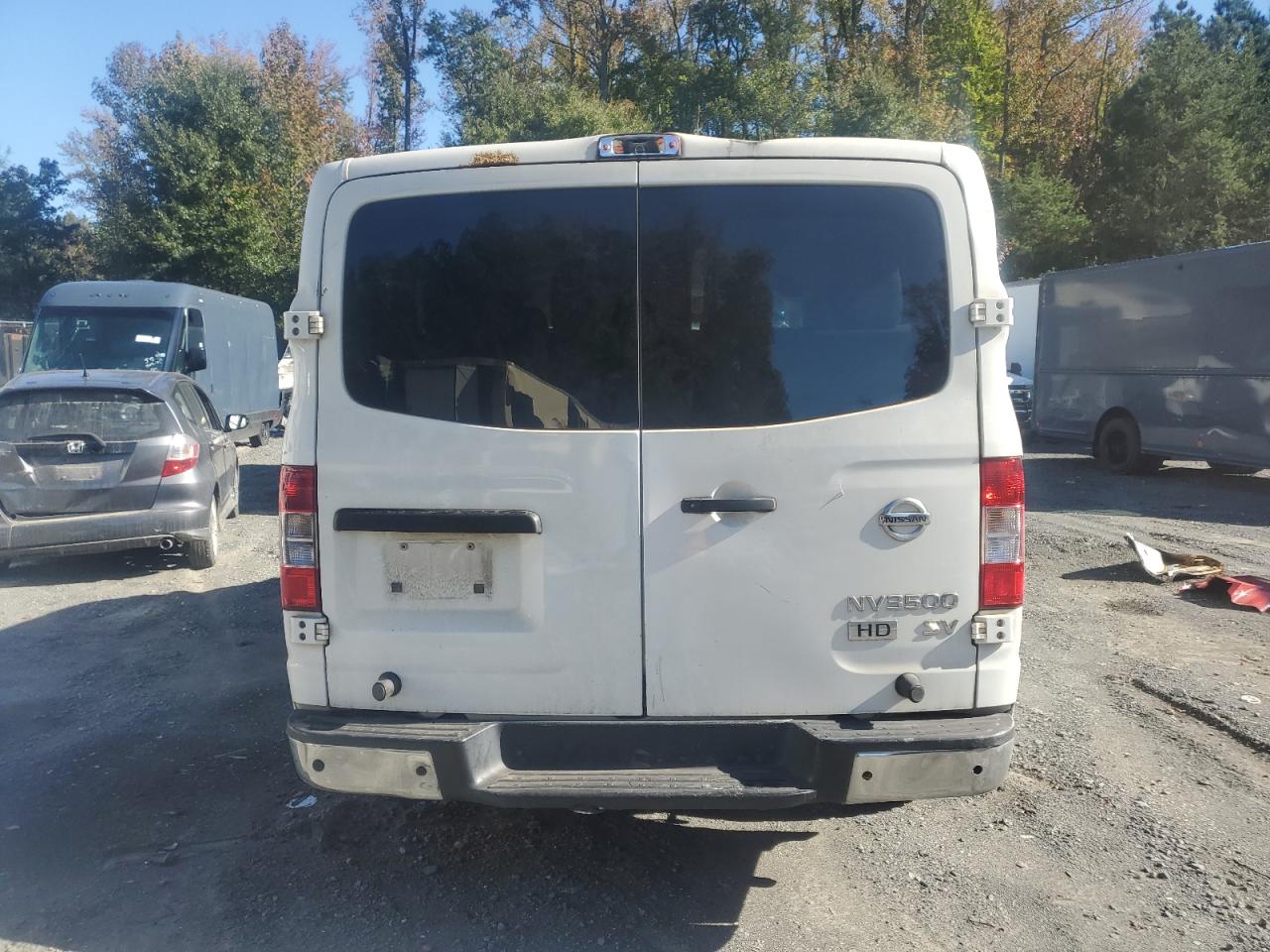 NISSAN NV3500 3500 S