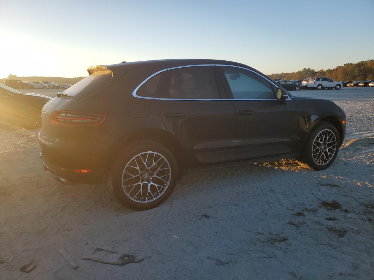 PORSCHE MACAN S